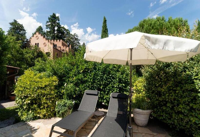 اتاق استاندارد با تراس, Schloss Castel Pienzenau   Guestrooms & Apartments   B&b Hotel & Restaurant