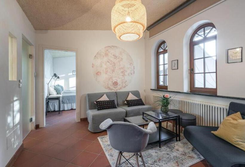آپارتمان 1 خوابه, Schloss Castel Pienzenau   Guestrooms & Apartments   B&b Hotel & Restaurant