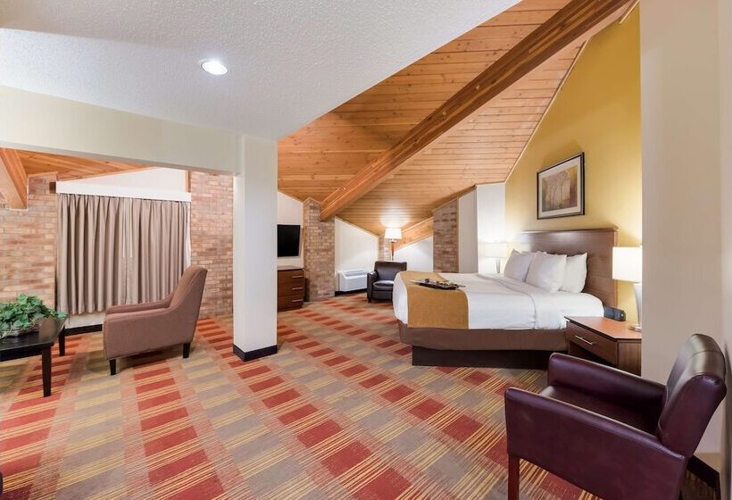 Люкс Вид на Бассейн, Best Western Lakewood Inn