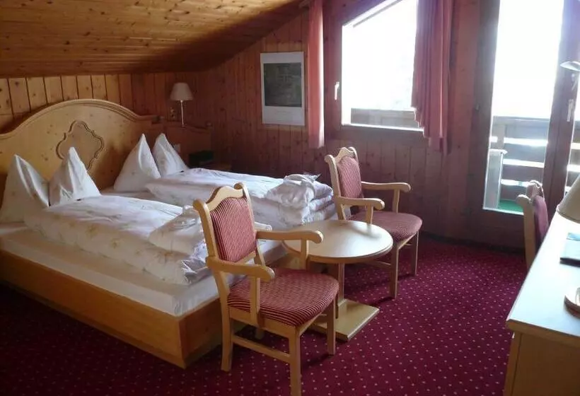 Standard-huone Parveke, Cresta