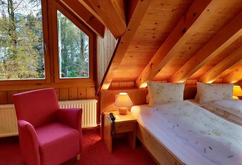 Standard-huone, Cresta