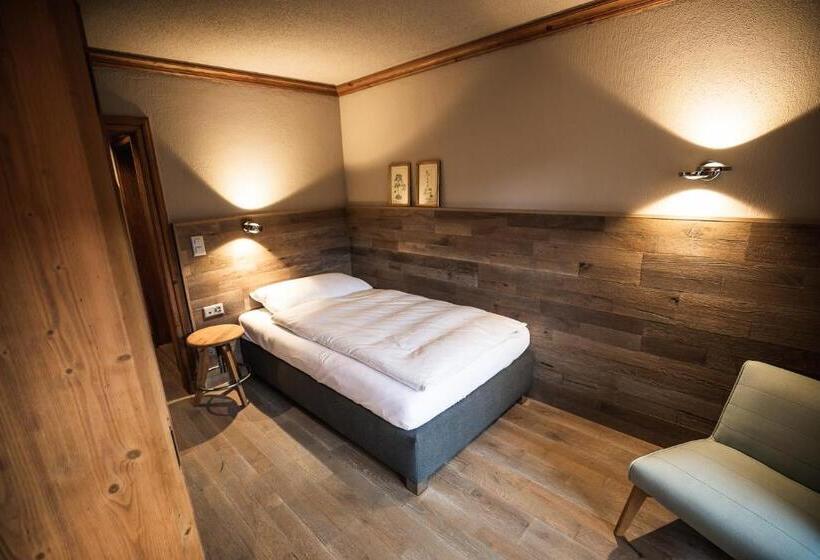 舒适型单人间, Dieschen