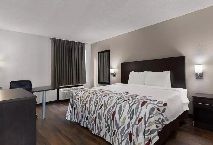 キングサイズベッドのスイートルーム, Red Roof Inn & Suites Savannah Airport