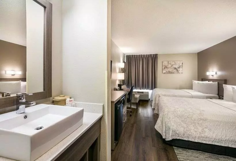 اتاق لوکس, Red Roof Inn Plus+ Boston   Logan