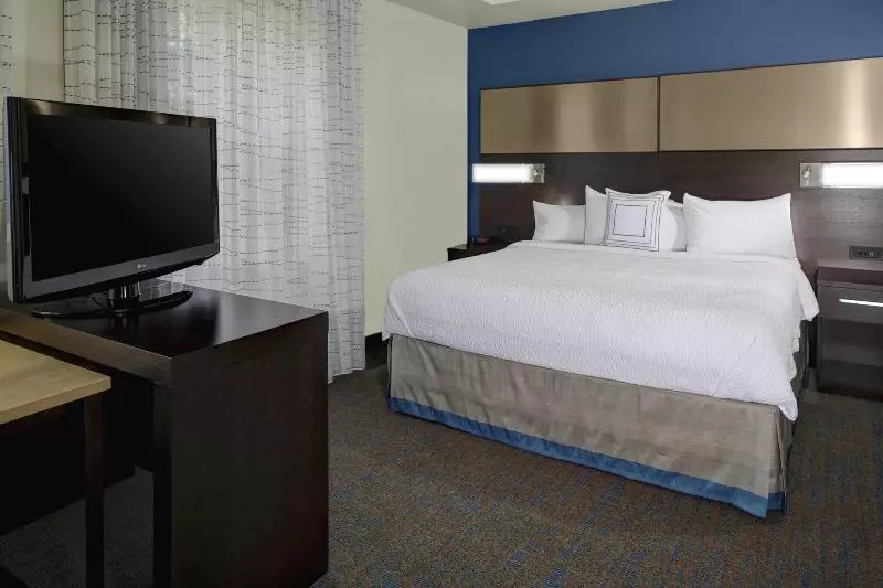 キングサイドベッドのスタンダードワンルーム, Residence Inn By Marriott Cleveland Mentor
