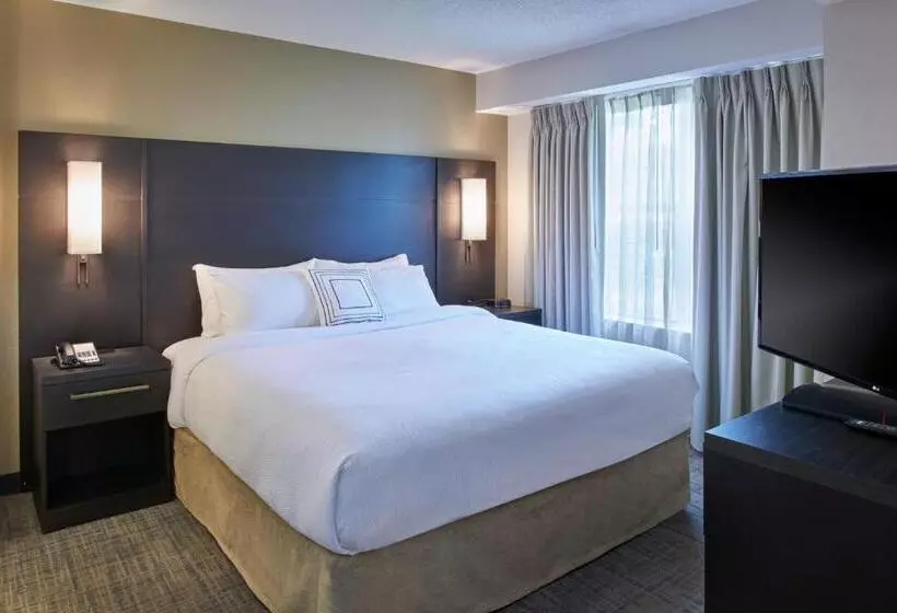 スタンダードスタジオ, Residence Inn By Marriott Detroit / Novi