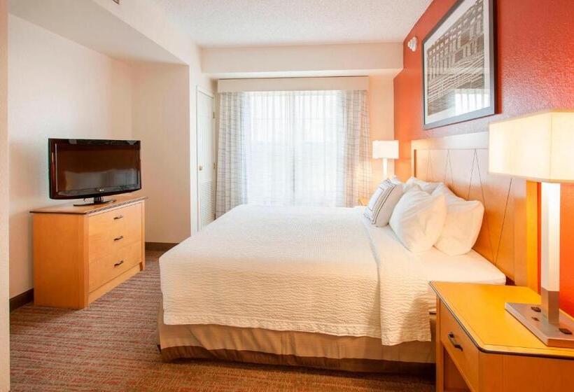 מיטת קינג בסוויטה, Sonesta Es Suites Phoenix Goodyear