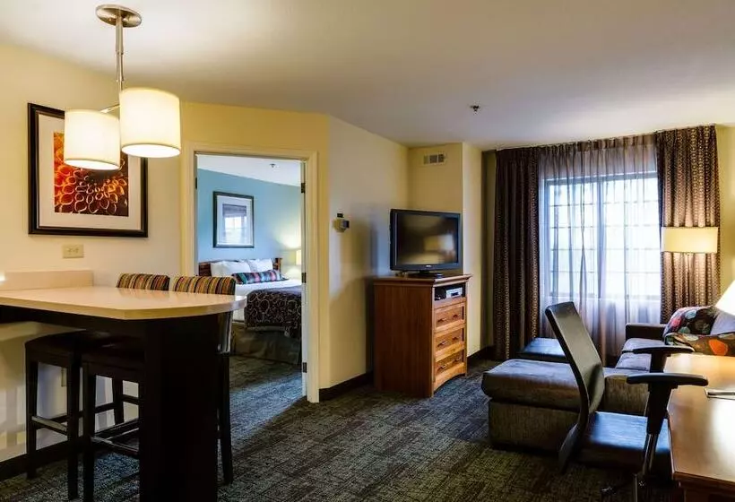 スイート, Sonesta Es Suites Atlanta Alpharetta Avalon