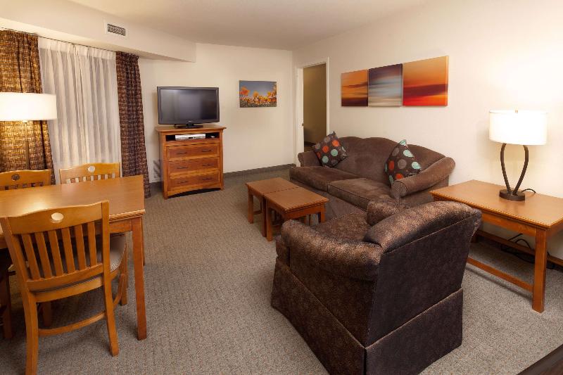 Люкс 2 Спальни, Sonesta Es Suites Dallas  Las Colinas