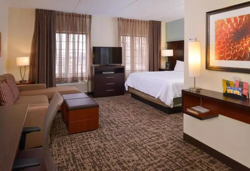キングサイズベッドのデラックススイート, Staybridge Suites Indianapolis Fishers, An Ihg