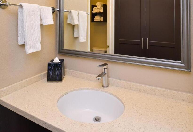 Люкс Deluxe Кровать Кинг, Staybridge Suites Indianapolis Fishers, An Ihg