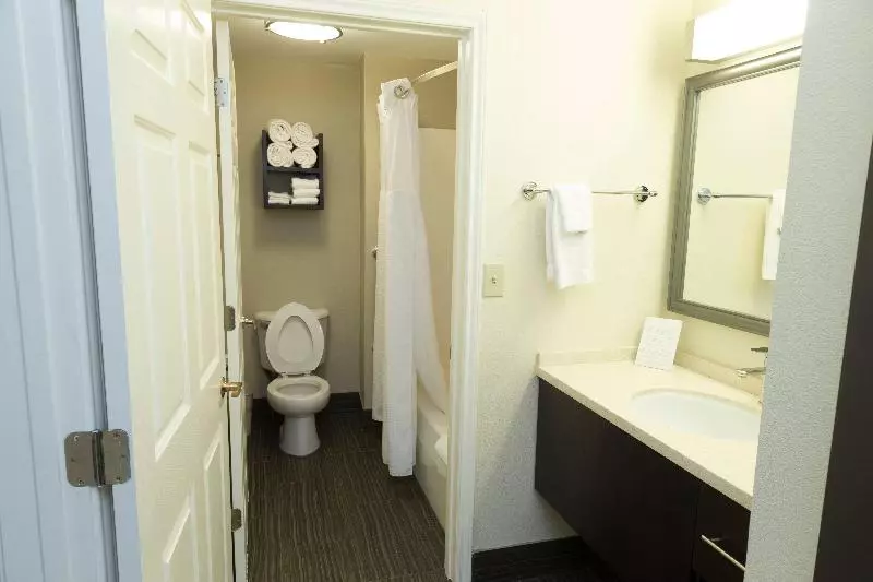 身障者適用スイートルーム, Staybridge Suites Indianapolis Fishers, An Ihg