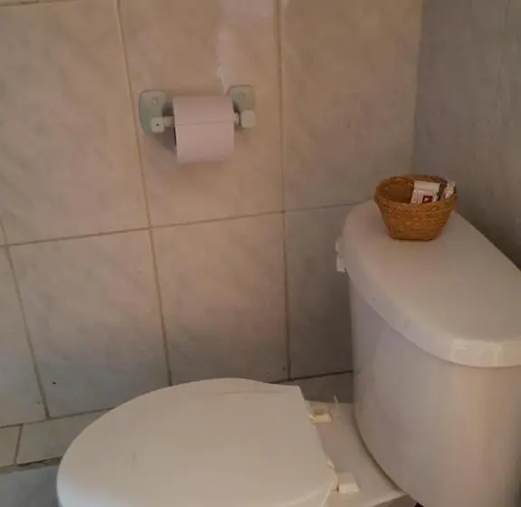 Basic Yhden Hengen Huone, Hostal Del Piamonte