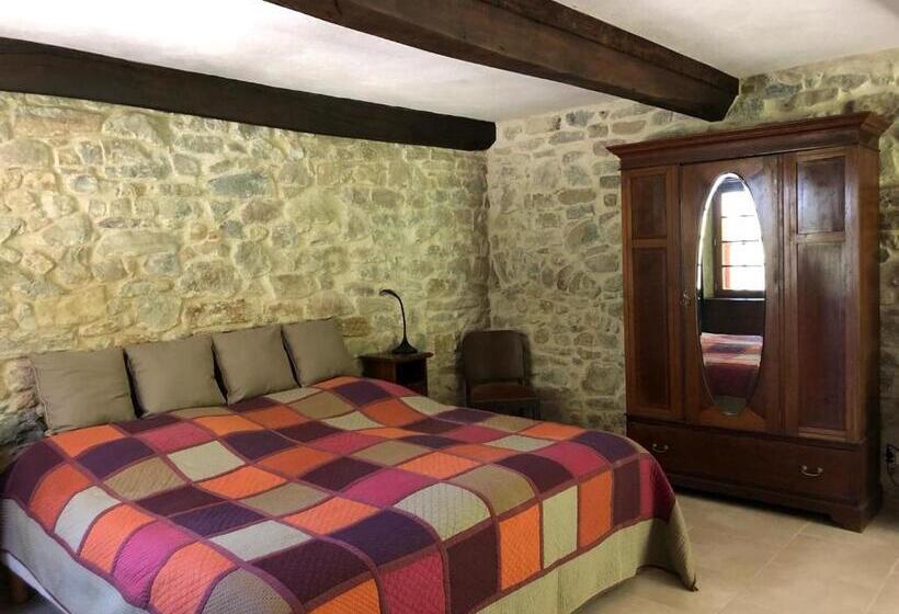Номер Стандарт Трехместный, Weekend En Provence Hébergement Insolite