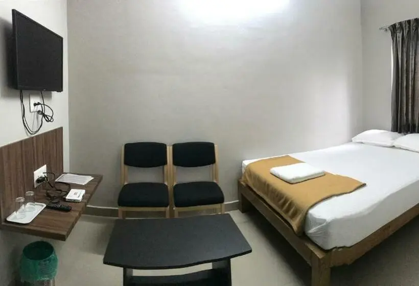 エコノミールーム, Sharada Residency