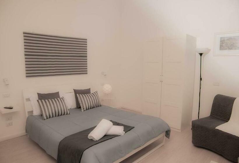 غرفة قياسية, Bookbreakfast