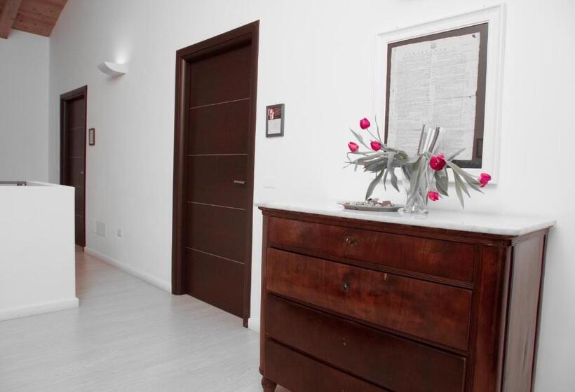 غرفة قياسية, Bookbreakfast