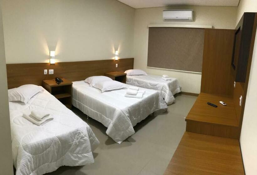 4인용 스탠다드 룸, Ipe Palace