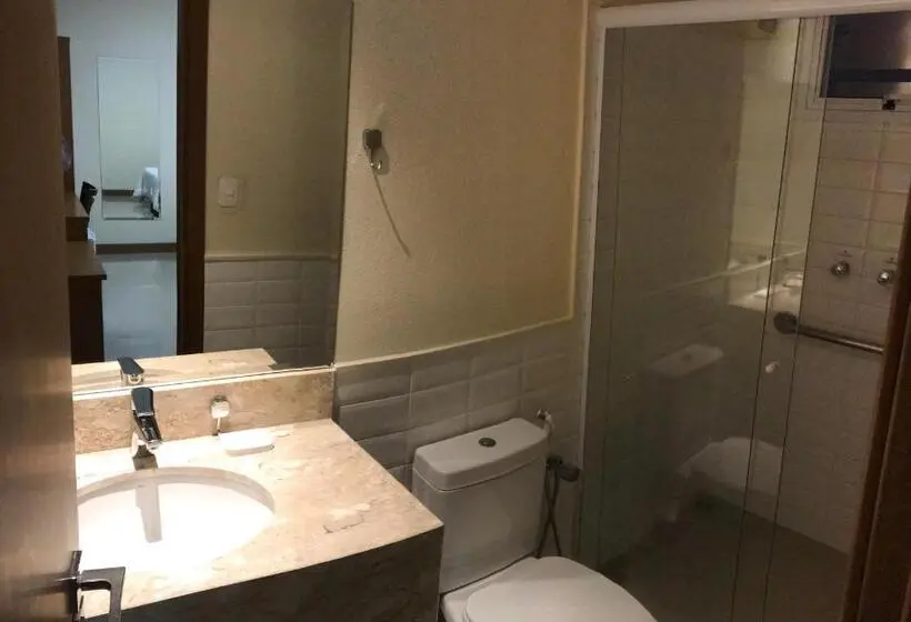 スタンダード４人部屋, Ipe Palace