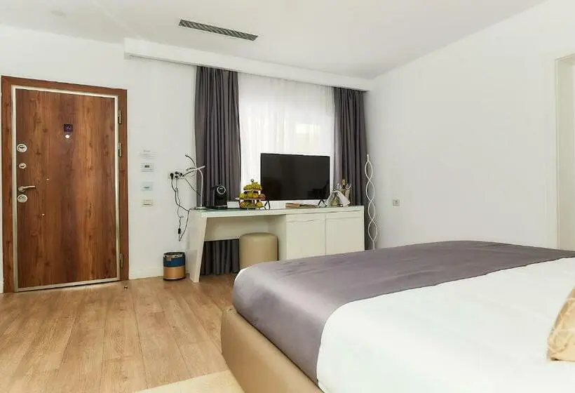 اتاق استاندارد با چشم‌انداز باغ, Lebada Luxury & Spa
