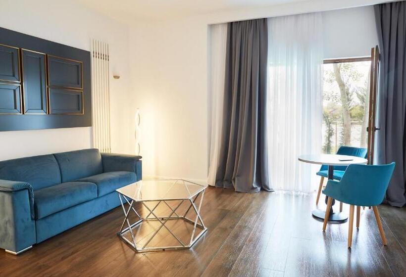 Люкс с Террасой, Lebada Luxury & Spa