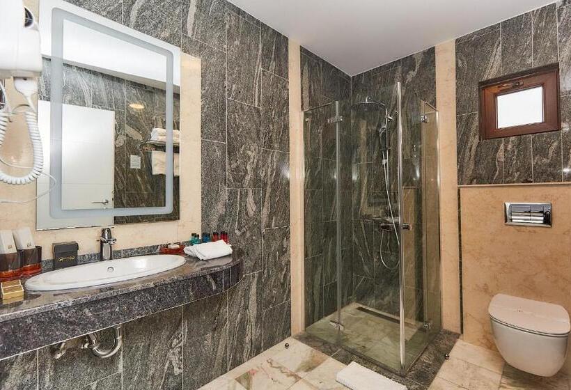 Люкс 2 Спальни, Lebada Luxury & Spa