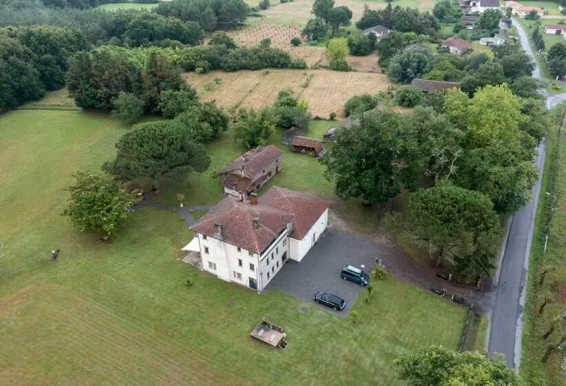 ガーデンビュースタンダードルーム, Maison D Hôtes Labastide