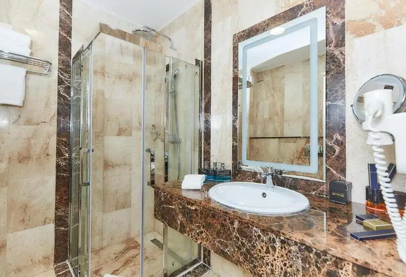 اتاق لوکس با بالکن, Lebada Luxury & Spa