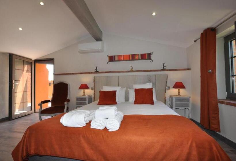 Номер Superior Кровать Кинг, Le Mas Des Colombes Chambres D Hôtes B&b & Spa