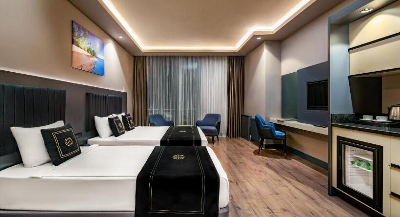 高级三人间, Hidden Hills Hotel Istanbul Airport