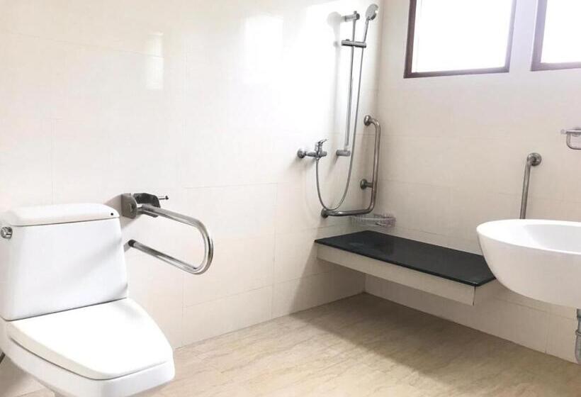 Семейный Номер, Damnoen Care Resort