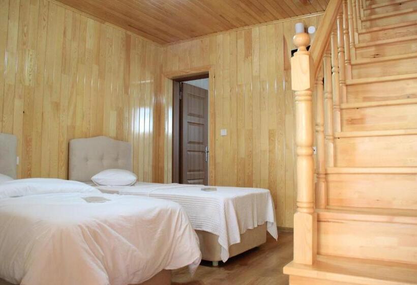 חדר משפחתי נוף להרים, Atakoy Otel Cafe Restaurant