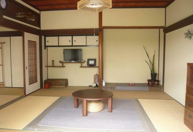 غرفة ديلوكس عائلية, Kitamineyama Gotsuan
