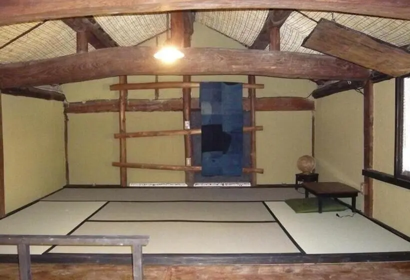 スタンダード4人部屋, Kitamineyama Gotsuan