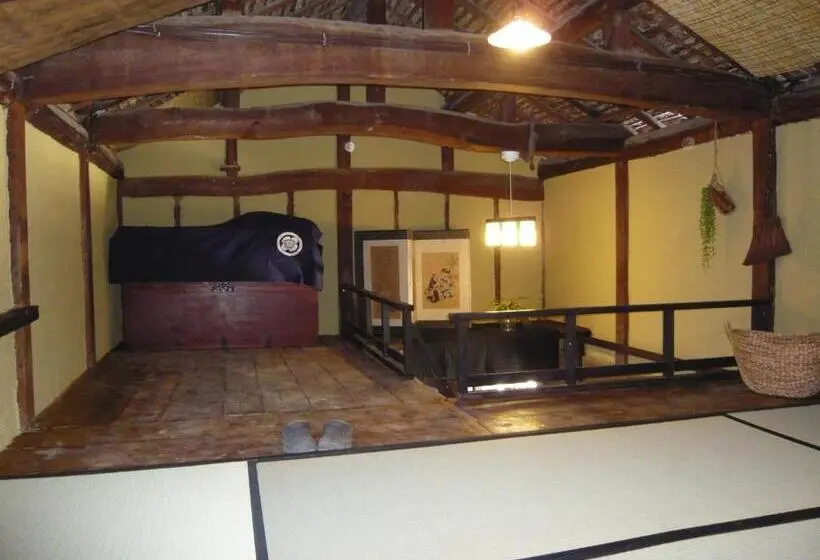 スタンダード4人部屋, Kitamineyama Gotsuan
