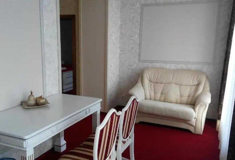 Suite, Best Hotel And Restaurant Complex