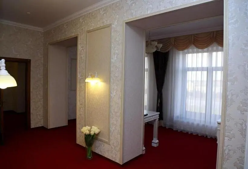Suite, Best Hotel And Restaurant Complex