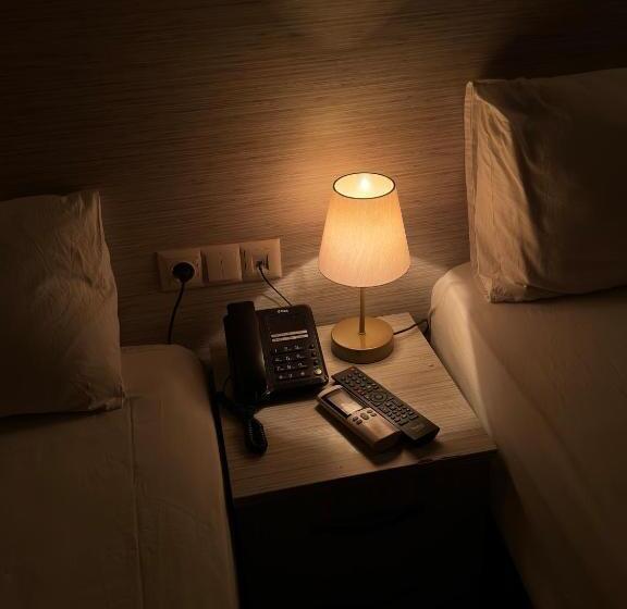 غرفة قياسية, Ferah