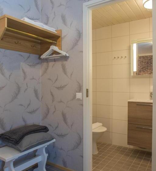 Номер Deluxe, Joensuun Tilan Päärakennus