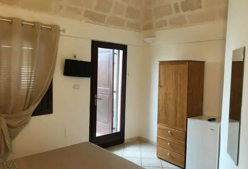 4ベッドルームクラシックタイプ, B&b Stellamarina
