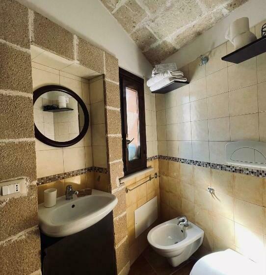 اتاق استاندارد, B&b Stellamarina