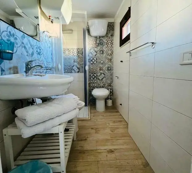 スタンダード4人部屋, B&b Stellamarina