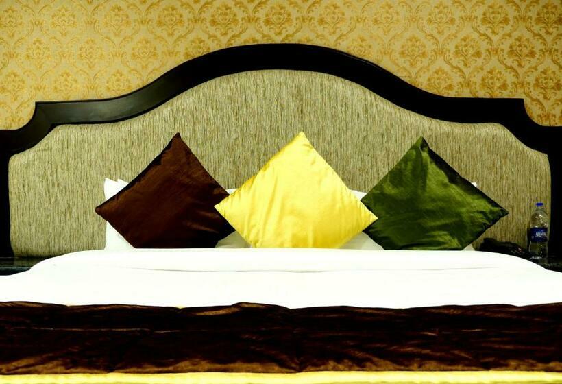 Quarto Superior, Avs Imperiaa   Karaikal