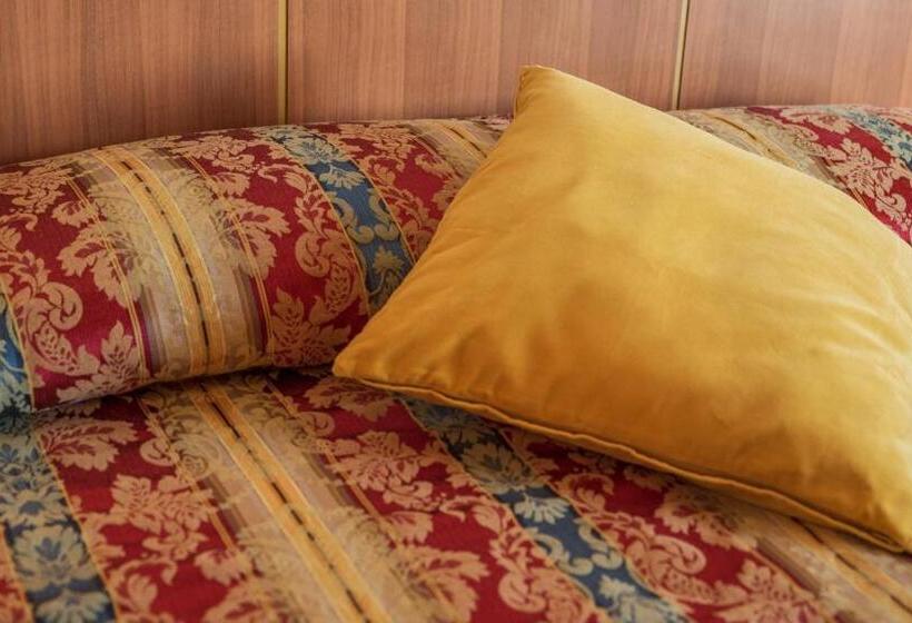 Номер Стандарт Индивидуальный Вид на Море, Majestic