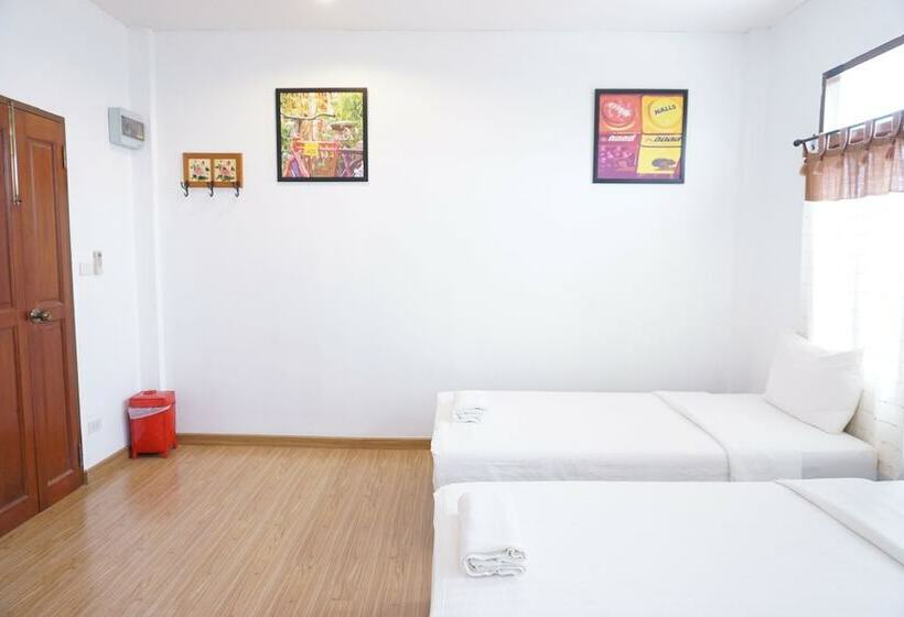 Quarto deluxe, Sri Chiang Khan