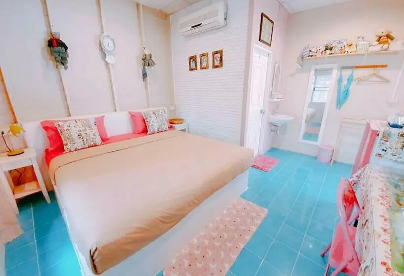 ベーシックルーム, Tahjeen Riverhome