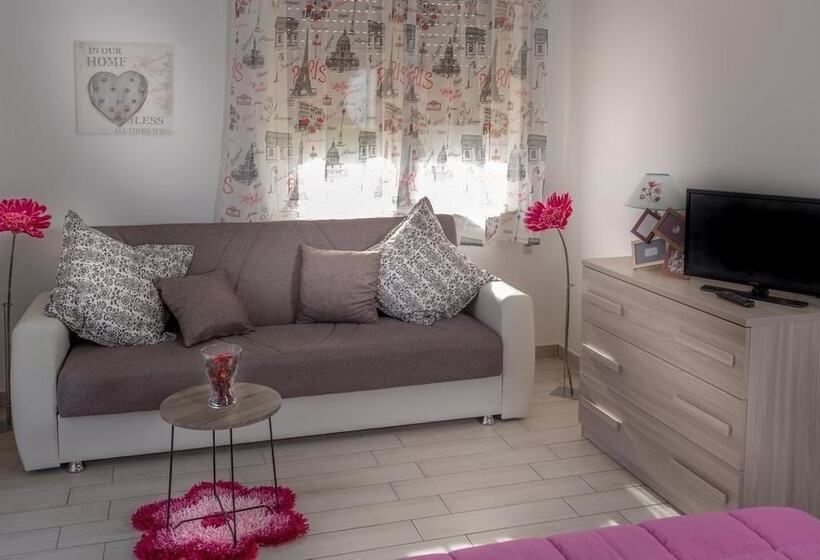 家庭间, La Perla Nera B&b