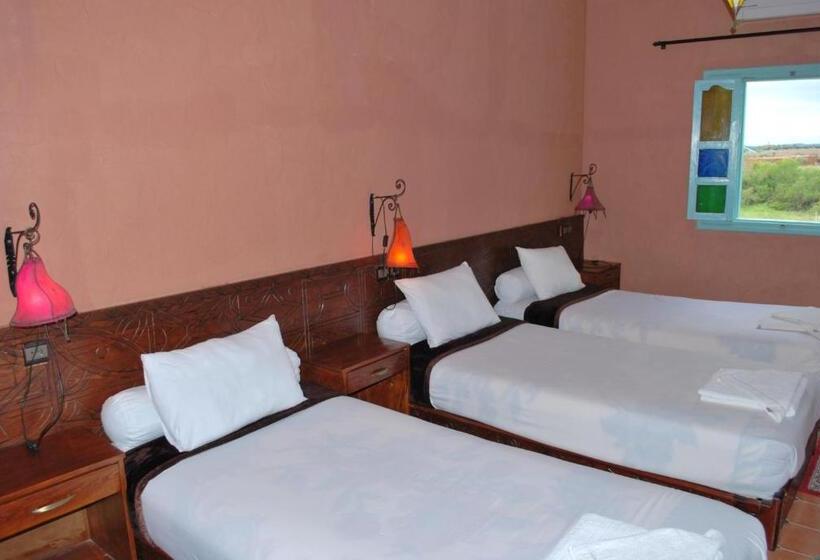 اتاق استاندارد سه نفره, Gite Souss