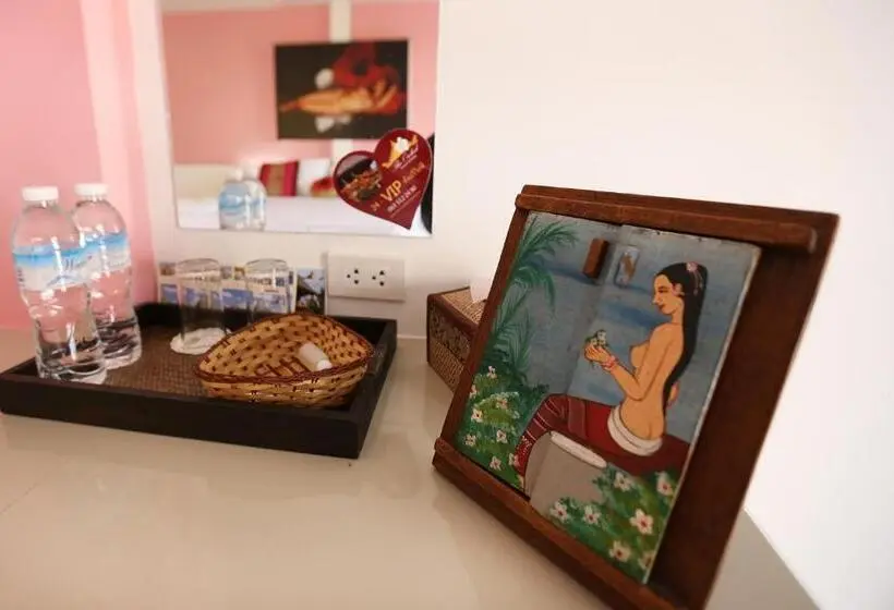 キングサイズベッドのスタンダードルーム, The Orchid Resort & Relax