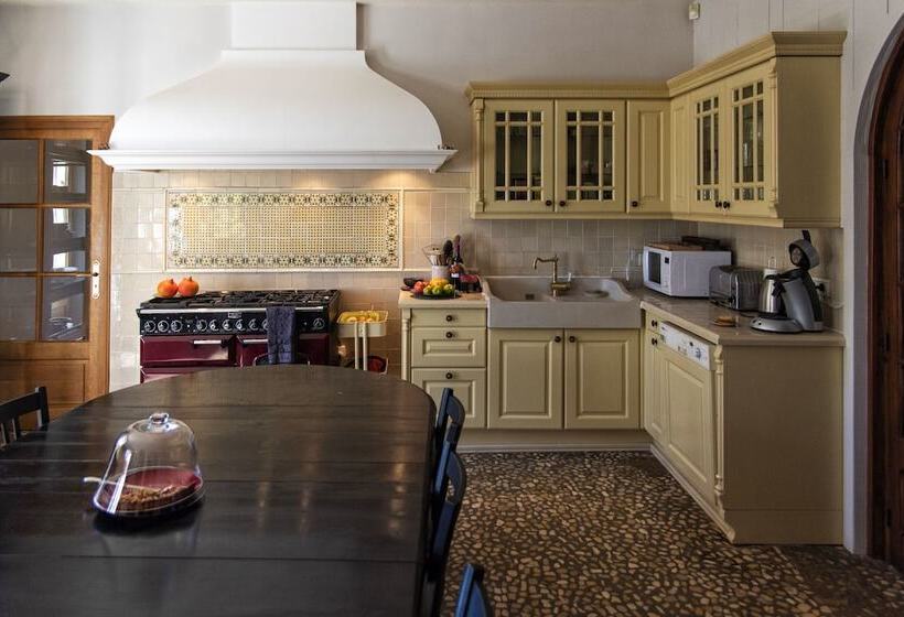 בית, חדר שינה 1, Les Deux Abbesses En Vert